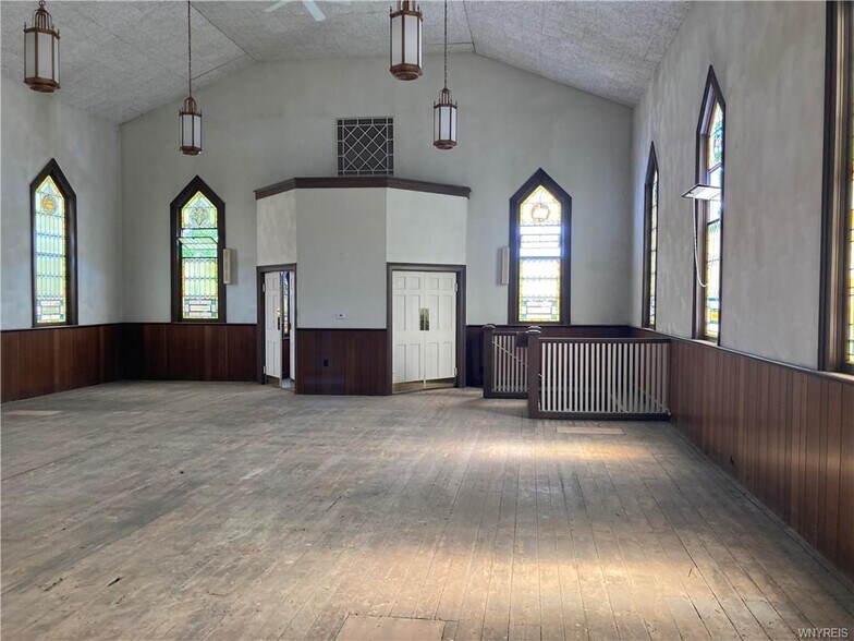 116 Broad St, Tonawanda, NY à vendre - Photo de l’immeuble – Image 2 sur 15