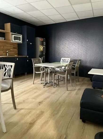 Bureau dans Pau à louer - Photo intérieure – Image 3 sur 8