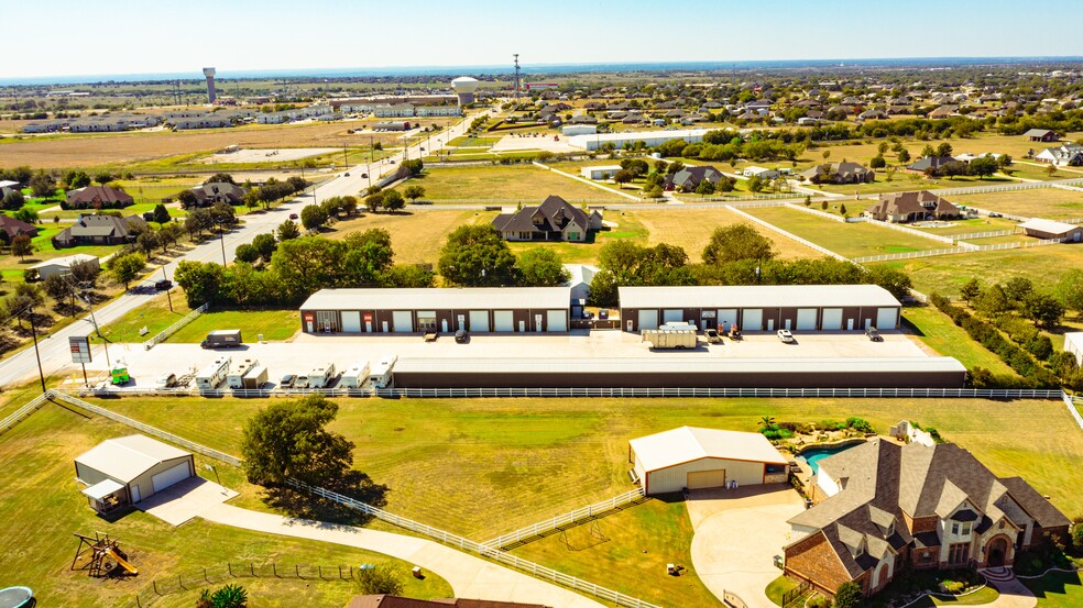 2020 Avondale Haslet Rd, Haslet, TX à louer - Photo de l’immeuble – Image 1 sur 1