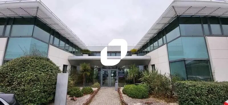 Bureau dans Mérignac à louer - Photo de l’immeuble – Image 1 sur 32
