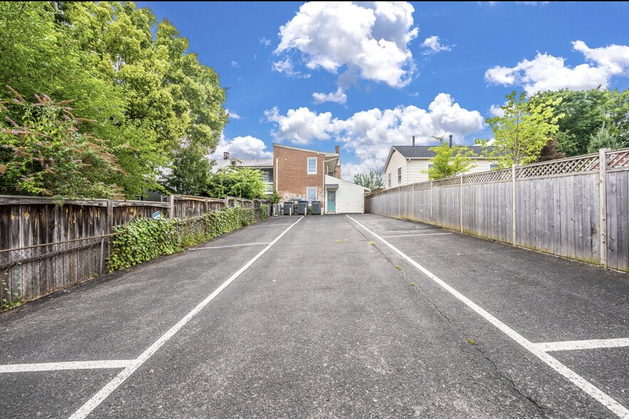 509 S Market St, Frederick, MD à vendre - Photo de l’immeuble – Image 2 sur 32