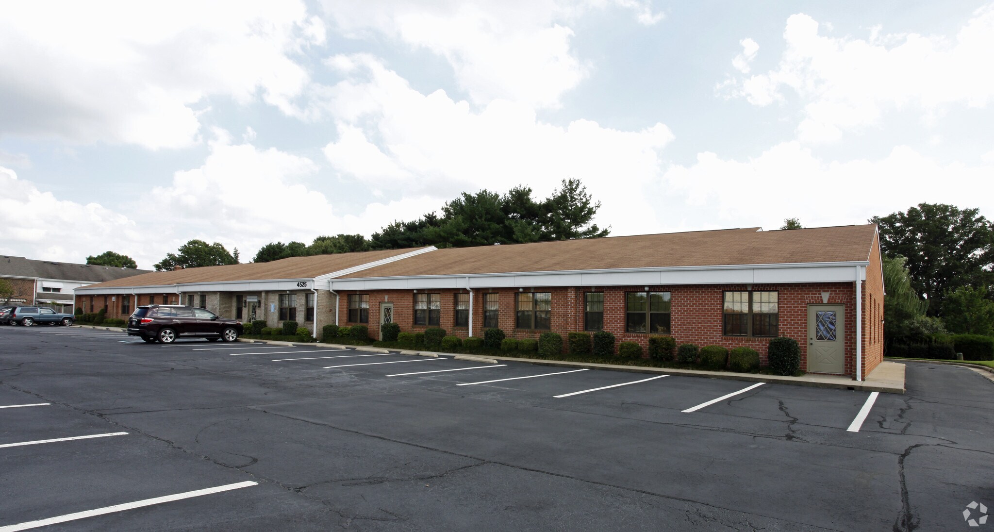 4525 E Honeygrove Rd, Virginia Beach, VA à vendre Photo principale– Image 1 sur 3