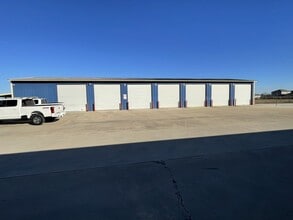 14640 S FM 2790 W, Lytle, TX à louer Photo intérieure– Image 1 sur 1