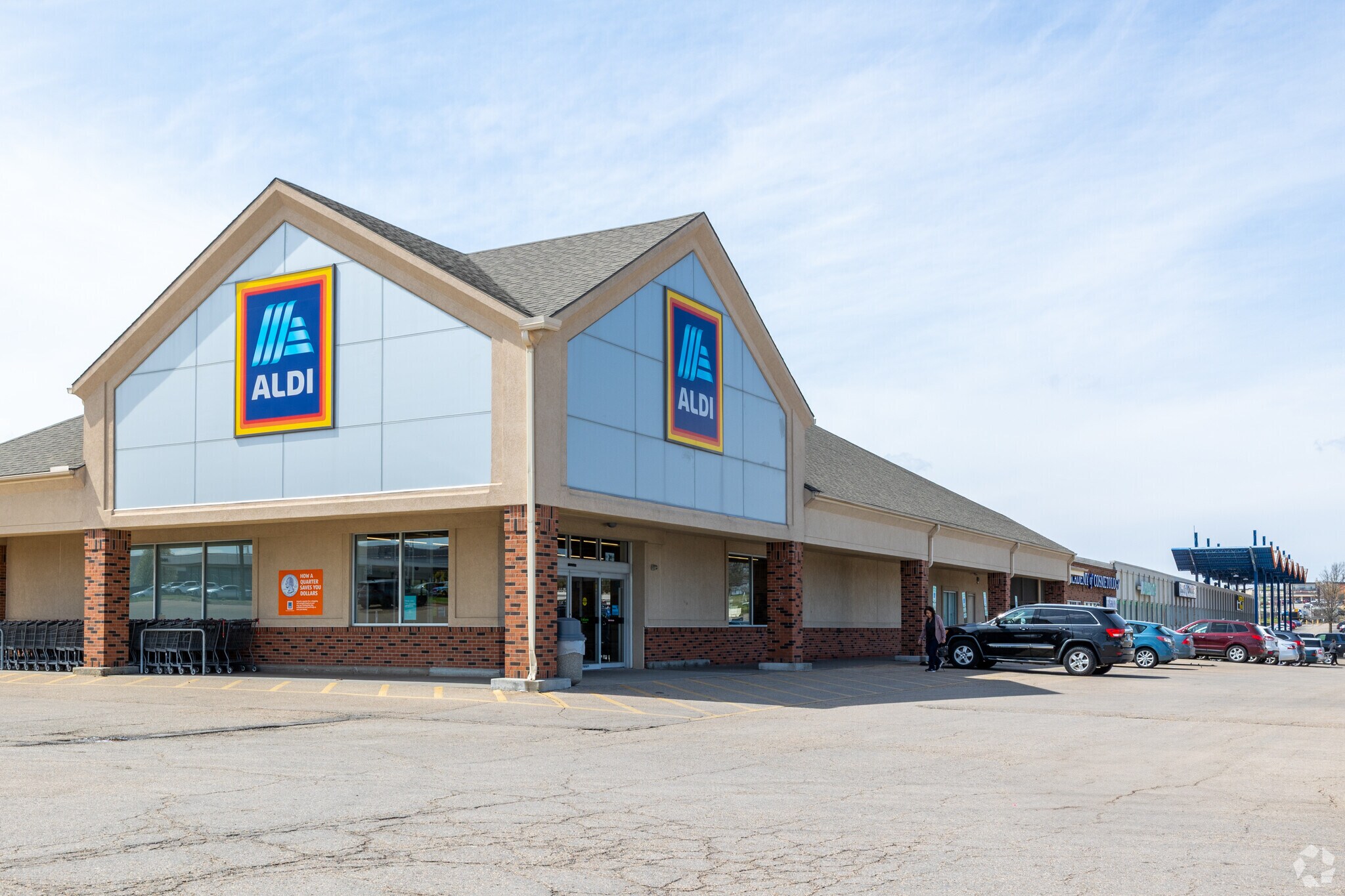 105-115 SW 29th St, Topeka, KS à vendre Photo de l’immeuble– Image 1 sur 20