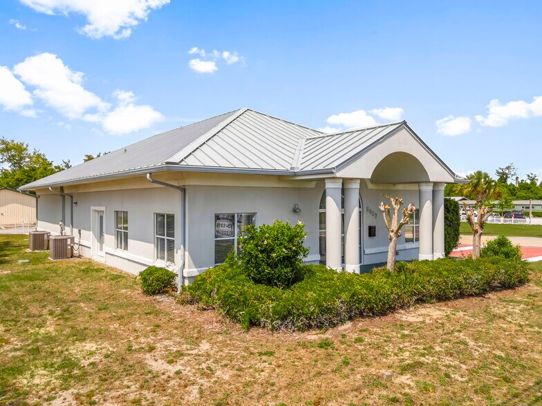 5907 Sr-22, Panama City, FL à louer - Photo principale – Image 1 sur 46