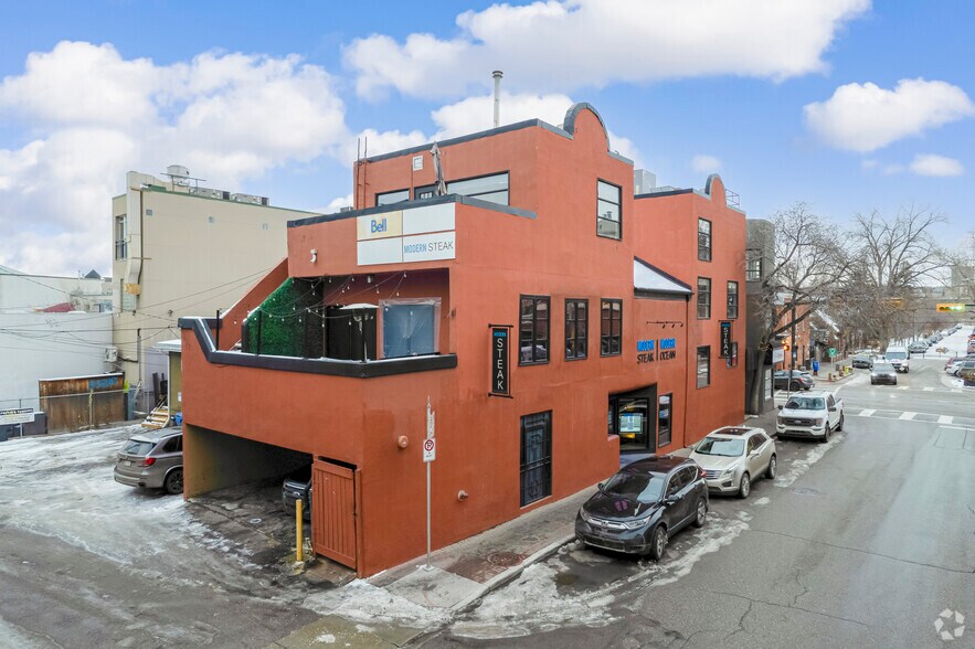 1125 Kensington Rd NW, Calgary, AB à vendre - Photo de l’immeuble – Image 2 sur 22