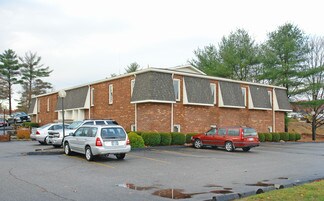 Plus de détails pour 13 Orchard View Dr, Londonderry, NH - Bureau à louer