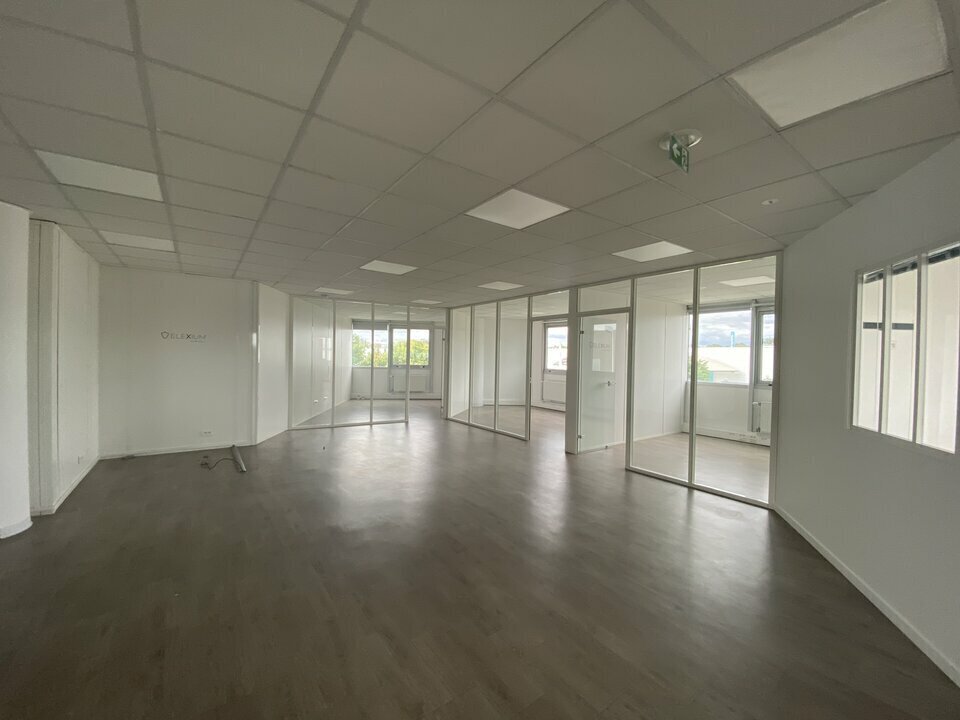 23 Rue Paul Héroult, Nanterre à vendre Photo intérieure– Image 1 sur 13