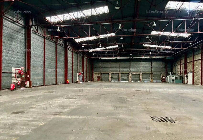 Industriel/Logistique dans Amiens à louer - Photo de l’immeuble – Image 3 sur 3