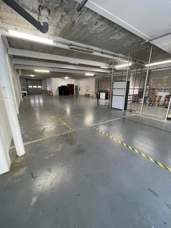 Industriel/Logistique dans Gennevilliers à louer Photo de l’immeuble– Image 1 sur 22