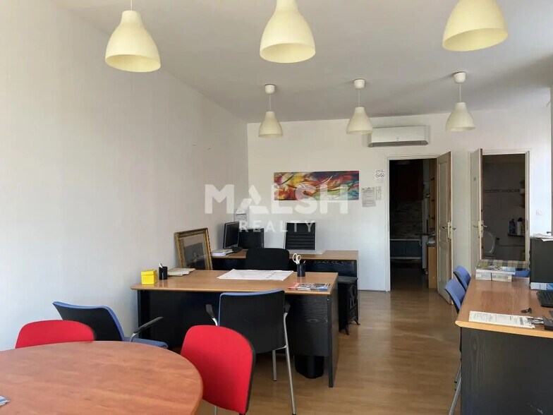Local commercial dans Villeurbanne à louer - Photo de l’immeuble – Image 2 sur 5