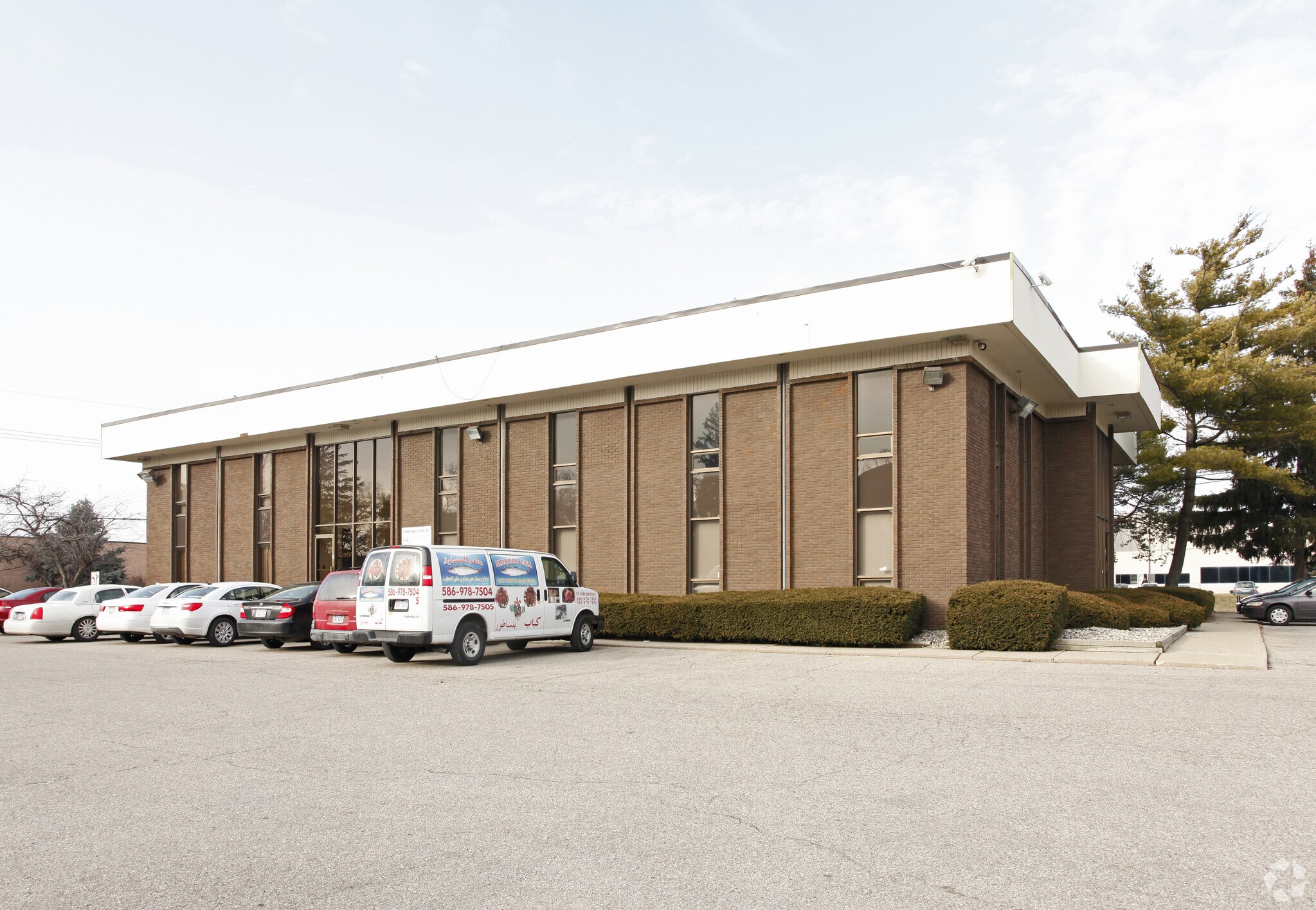 23999 W 10 Mile Rd, Southfield, MI à vendre Photo principale– Image 1 sur 10