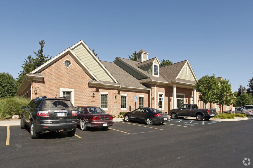 36590-36600 Heritage Dr, Richmond, MI à louer - Photo principale – Image 1 sur 2