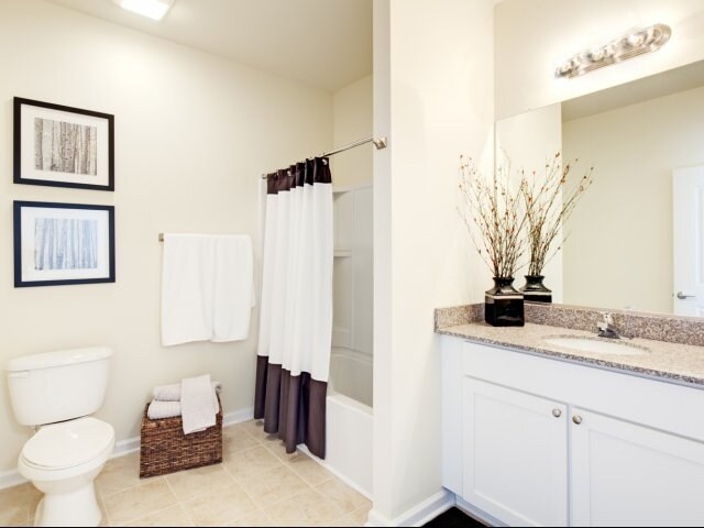 1831 Quantum Ln, Winston-Salem, NC à vendre - Photo intérieure – Image 3 sur 25