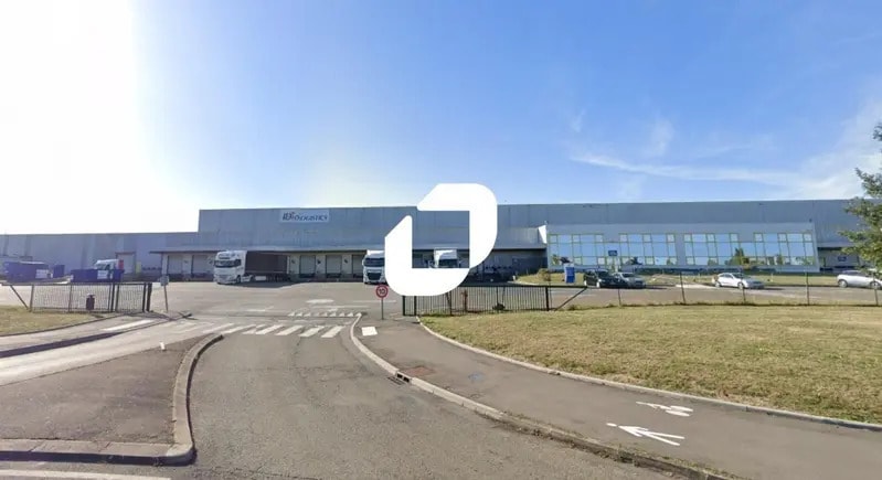 Industriel/Logistique dans Chécy à louer - Photo de l’immeuble – Image 3 sur 4