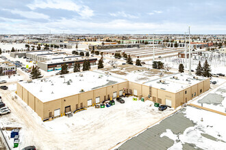 10441-10459 172 St NW, Edmonton, AB - VUE AÉRIENNE  vue de carte