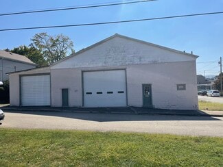 Plus de détails pour 40 W Monroe St, Latrobe, PA - Industriel/Logistique à louer