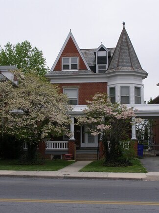 Plus de détails pour 711 Oak Hill Ave, Hagerstown, MD - Logement à vendre