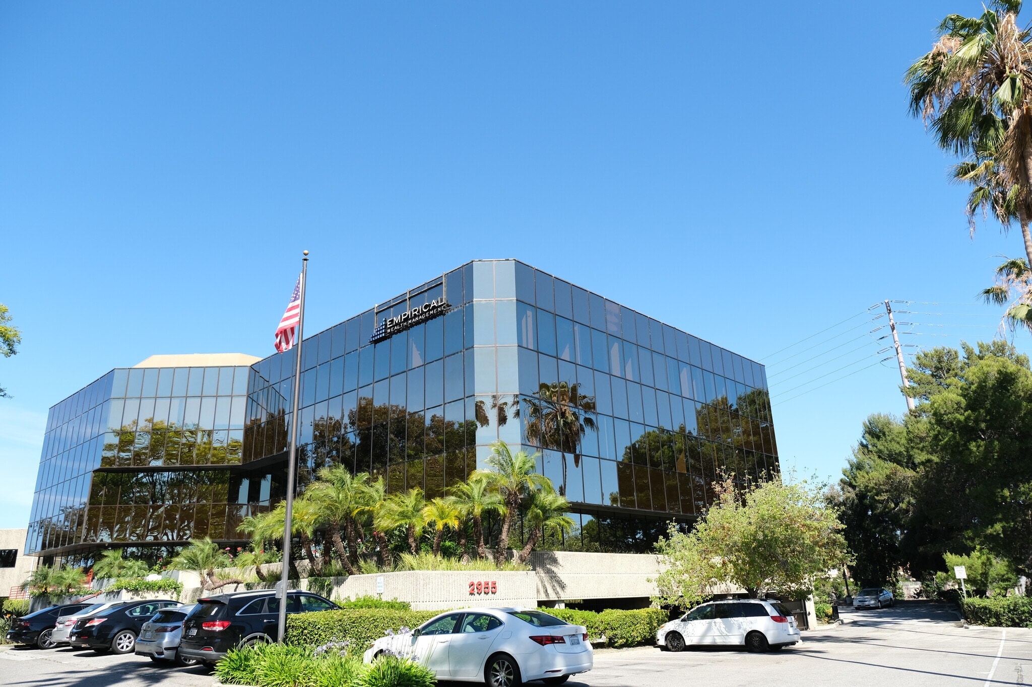 2955 Main St, Irvine, CA à louer Photo de l’immeuble– Image 1 sur 19