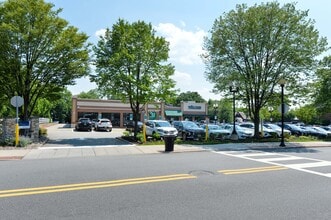 17 Godwin Ave, Ridgewood, NJ à louer Photo de l’immeuble– Image 1 sur 23