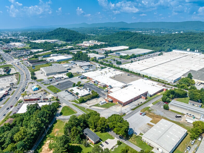 1527 Waring Rd NW, Dalton, GA à vendre - Photo de l’immeuble – Image 3 sur 12