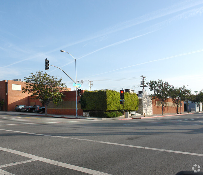 1701 Colorado Ave, Santa Monica, CA à louer - Photo principale – Image 1 sur 5