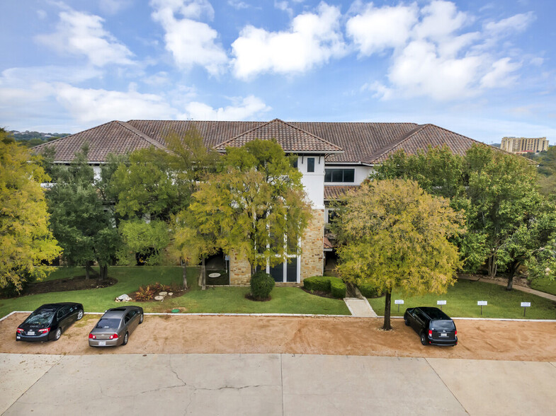 7000 Bee Caves Rd, Austin, TX à louer - Photo de l’immeuble – Image 1 sur 11