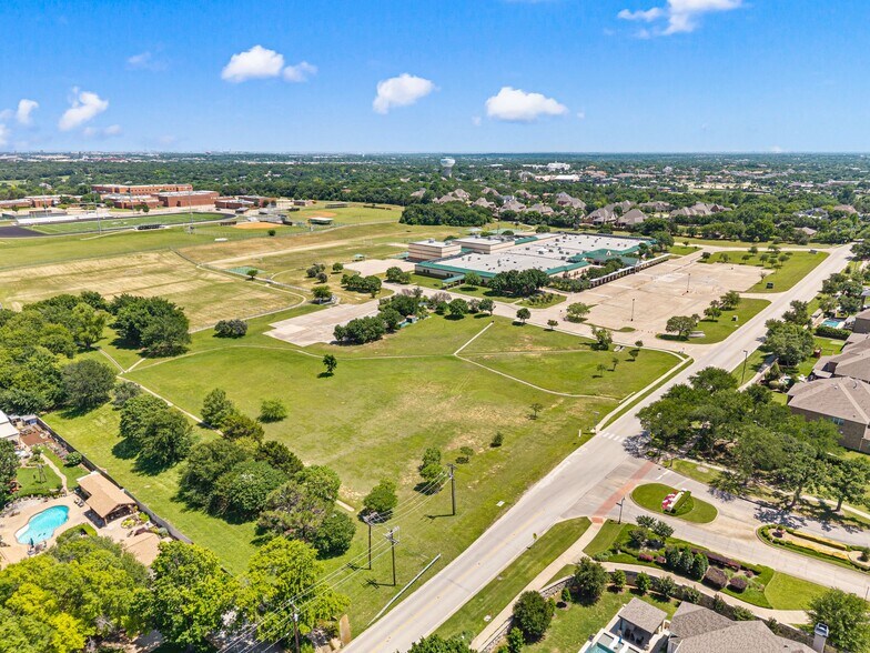 801 Shady Oaks Dr, Southlake, TX à vendre - Photo de l’immeuble – Image 2 sur 40