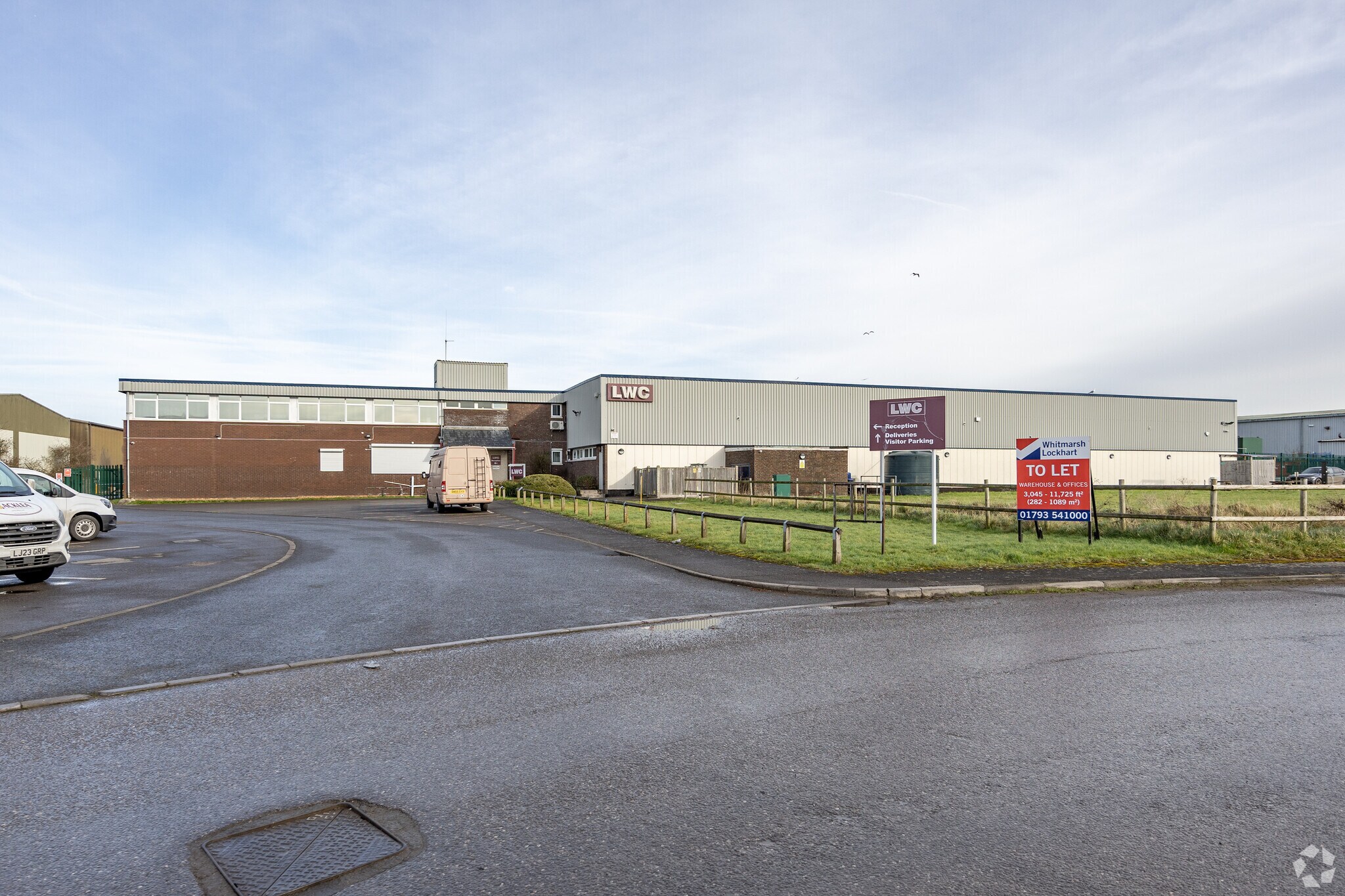 Clarke Av, Calne à louer Photo principale– Image 1 sur 6