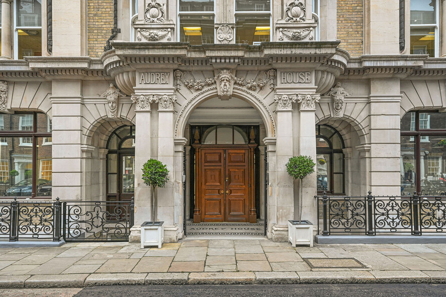 16-20 Ely Pl, Londres à louer - Photo de l’immeuble – Image 3 sur 16