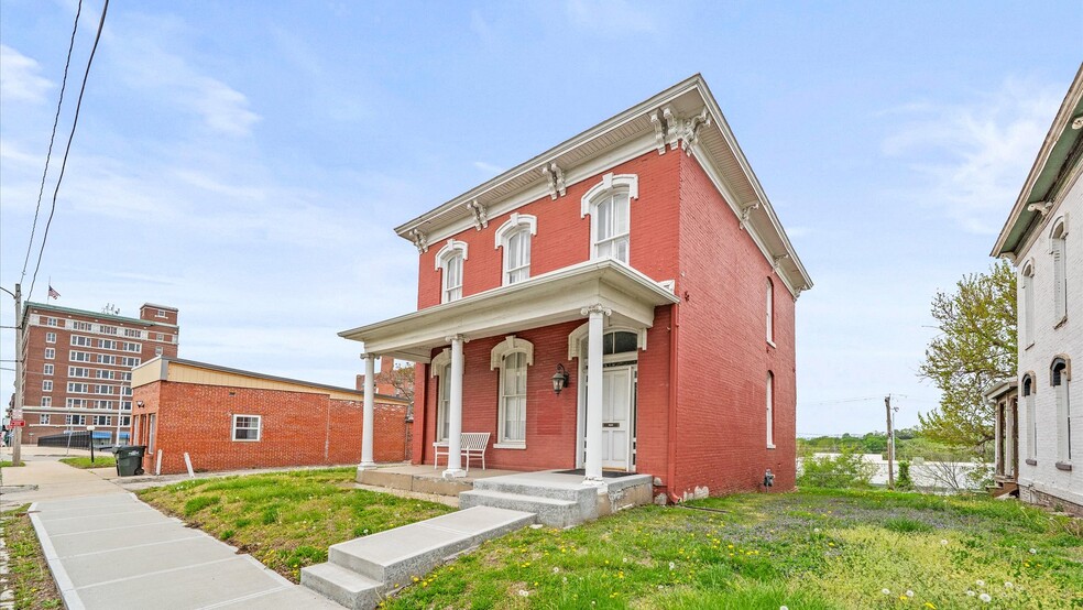 510 N 4th St, Saint Joseph, MO à vendre - Photo de l’immeuble – Image 3 sur 38