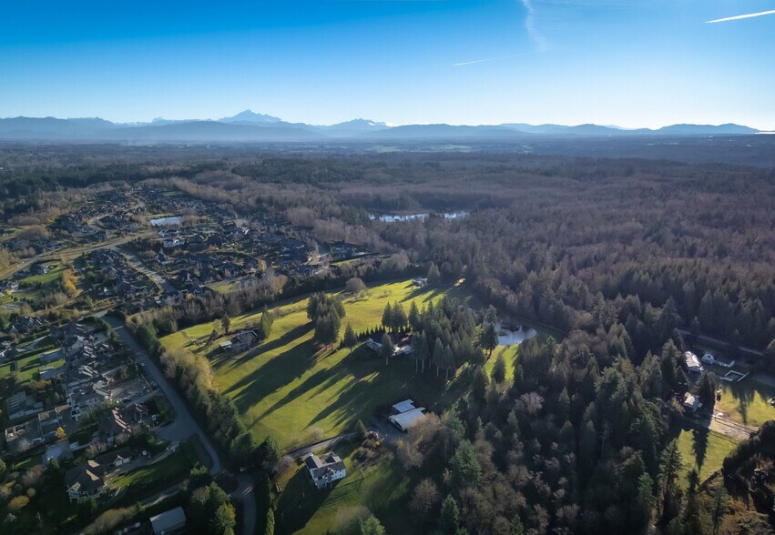 19683 0 Av, Langley, BC à vendre - Aérien – Image 2 sur 2