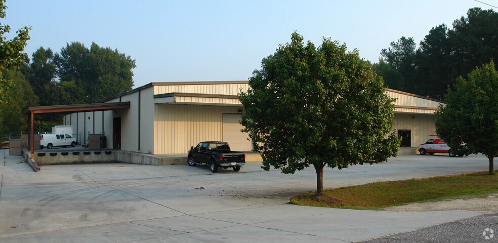 810 S Eastern Blvd, Fayetteville, NC à vendre - Photo de l’immeuble – Image 2 sur 2