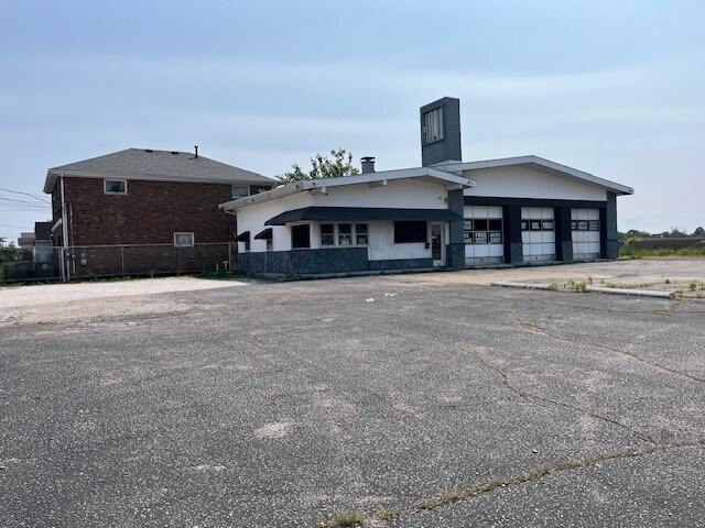 1929 E Morgan Ave, Evansville, IN à vendre - Photo de l’immeuble – Image 1 sur 8