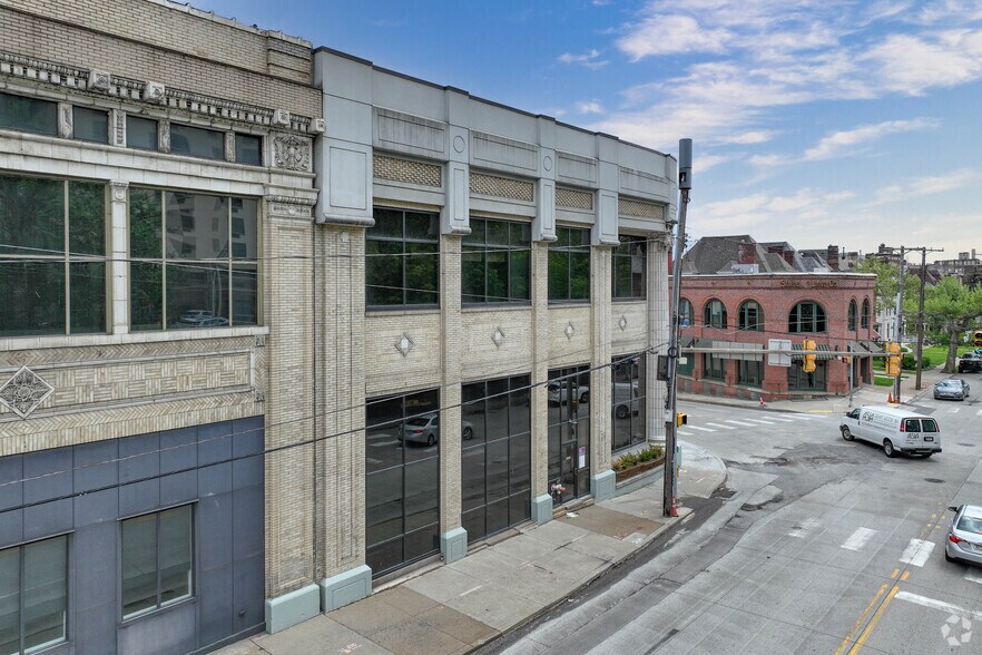 4601 Baum Blvd, Pittsburgh, PA à vendre - Photo de l’immeuble – Image 2 sur 4