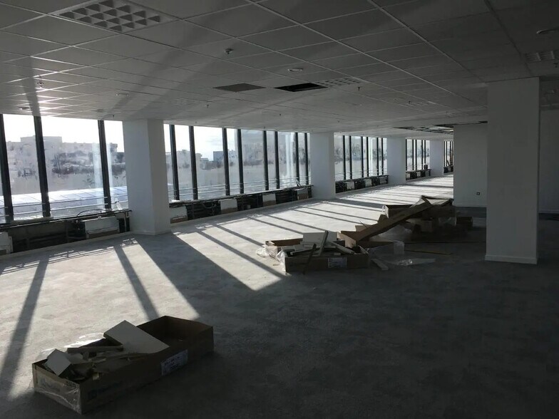 Bureau dans Cergy à louer - Photo de l’immeuble – Image 3 sur 12