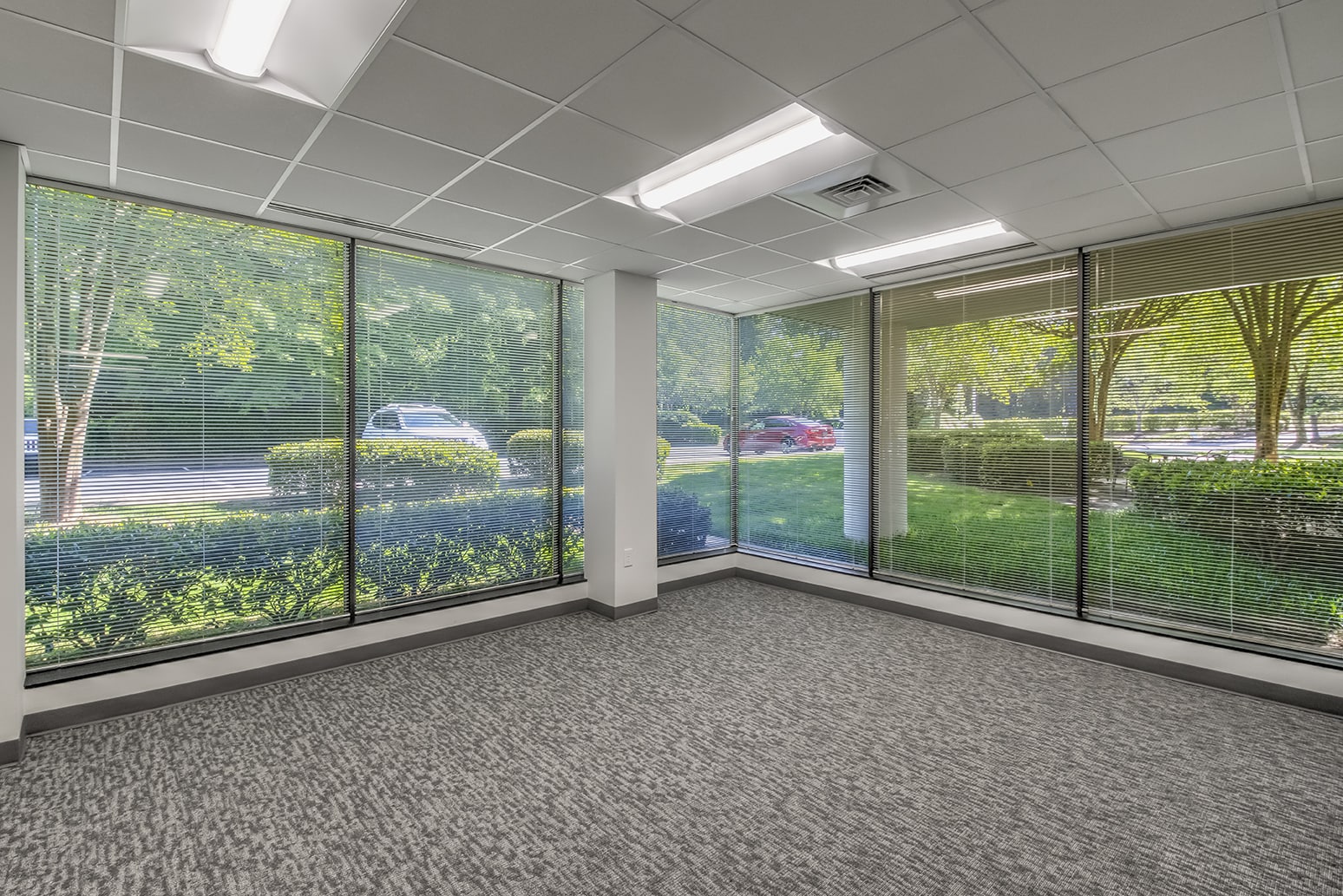 5200 77 Center Dr, Charlotte, NC à louer Photo intérieure– Image 1 sur 3