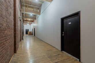 4035 Rue Saint-Ambroise, Montréal, QC à louer Photo de l’immeuble– Image 1 sur 10