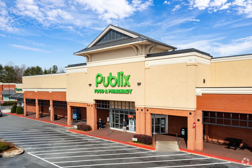 1100 Johnson Ferry Rd, Marietta, GA à louer - Photo principale – Image 1 sur 8