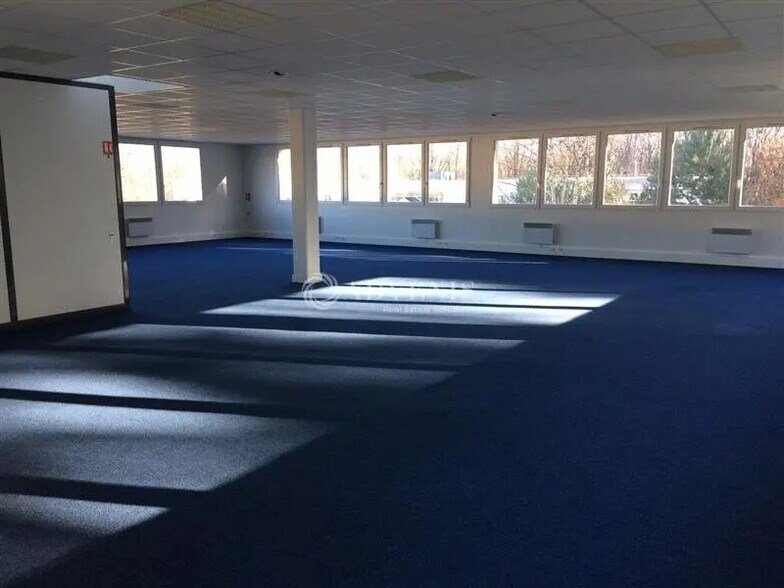 Bureau dans Vendôme à louer - Photo intérieure – Image 3 sur 8