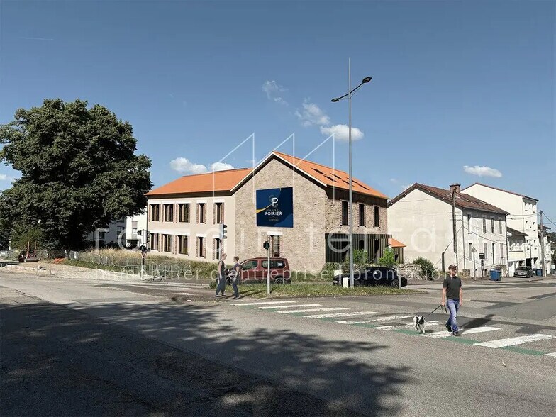 Local commercial dans Limoges à louer - Photo de l’immeuble – Image 1 sur 5