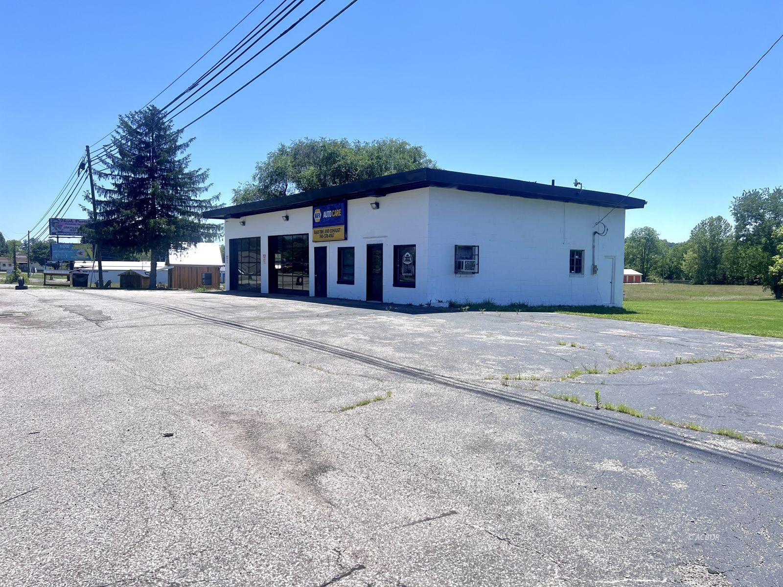 751 Jackson Pike, Gallipolis, OH à vendre Photo de l’immeuble– Image 1 sur 23