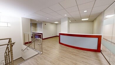 4520 East West Hwy, Bethesda, MD à louer Numérisation 3D Matterport– Image 1 sur 13