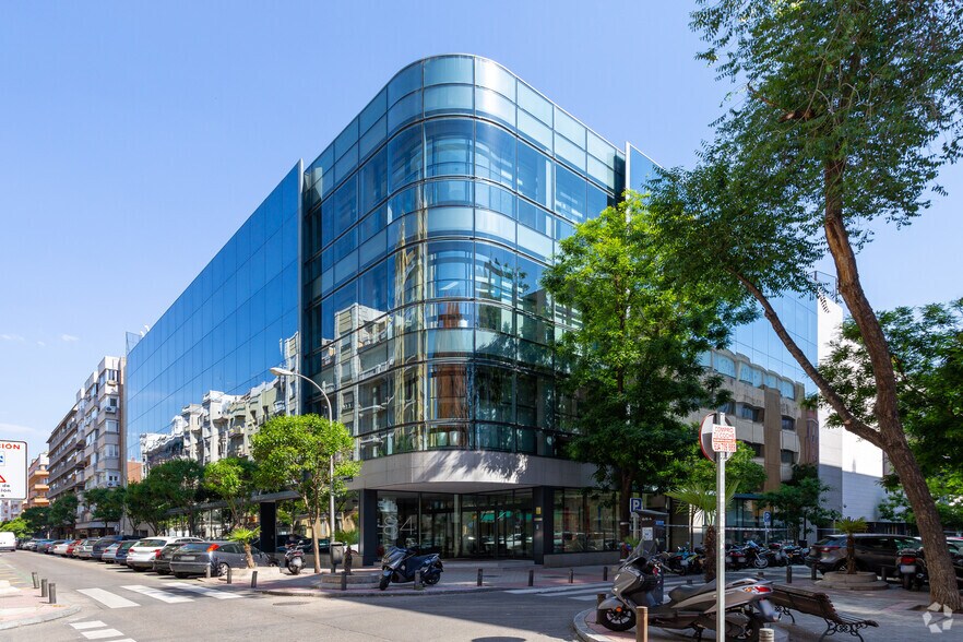 Calle de Don Ramón de la Cruz, 84, Madrid, Madrid à louer - Photo principale – Image 1 sur 9