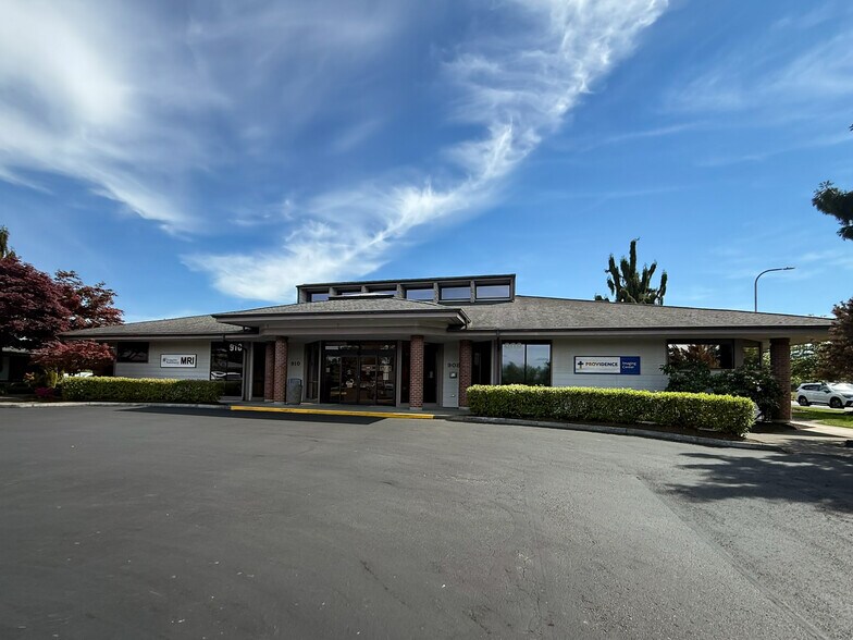 910 S Scheuber Rd, Centralia, WA à louer - Photo de l’immeuble – Image 2 sur 37