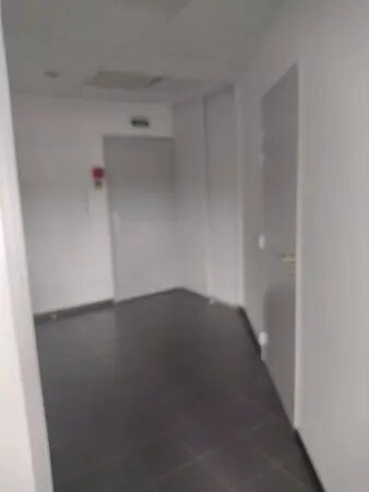 Bureau dans Perpignan à louer - Photo de l’immeuble – Image 3 sur 4