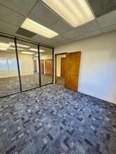4741 Atlantic Blvd, Jacksonville, FL à louer Photo intérieure– Image 2 sur 9