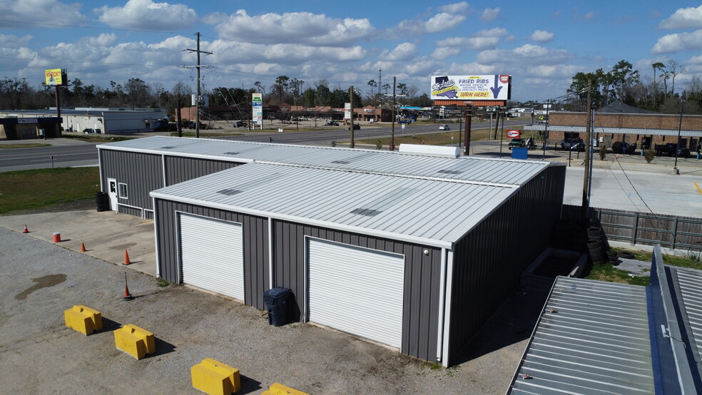 250 N Highway 171, Lake Charles, LA à louer - Photo de l’immeuble – Image 2 sur 11