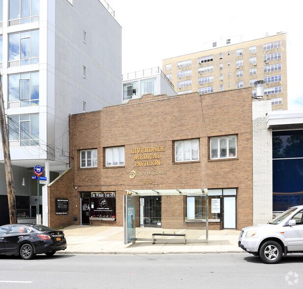3765 Riverdale Ave, Bronx, NY à vendre - Photo de l’immeuble – Image 2 sur 5
