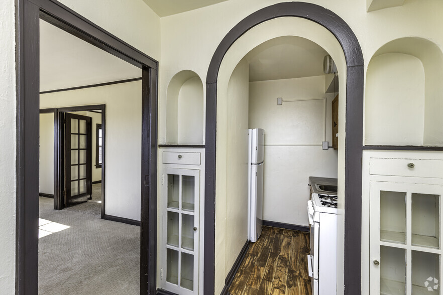 222 E Elm St, Wichita, KS à vendre - Photo intérieure – Image 3 sur 44